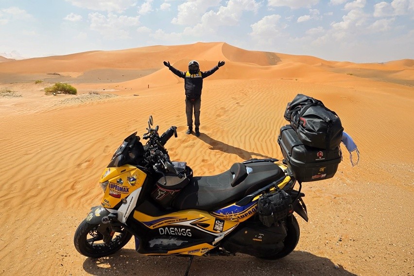 Touring Indonesia - Makkah pakai Yamaha Xmax