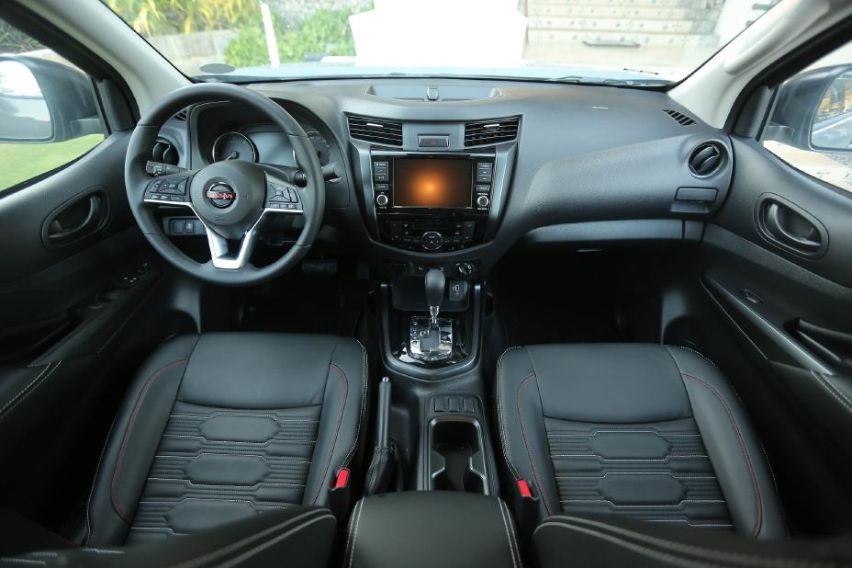navara interior