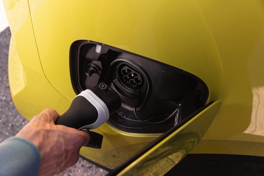 Charging Volkswagen ID. Buzz