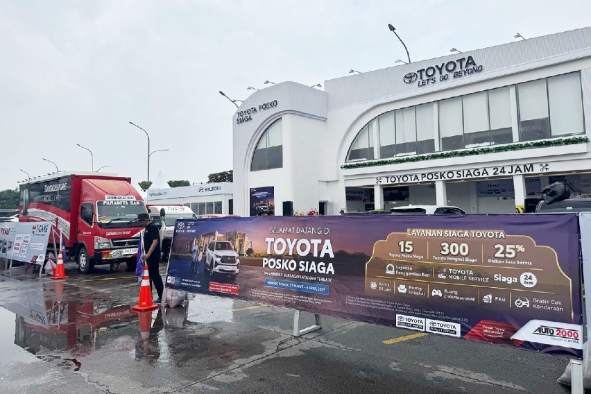 Bersama Toyota, Bridgestone Sediakan Tire Check Service di Rest Area Tol Cikampek Km 57