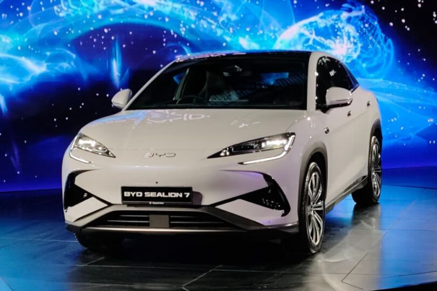 BYD Sealion 7