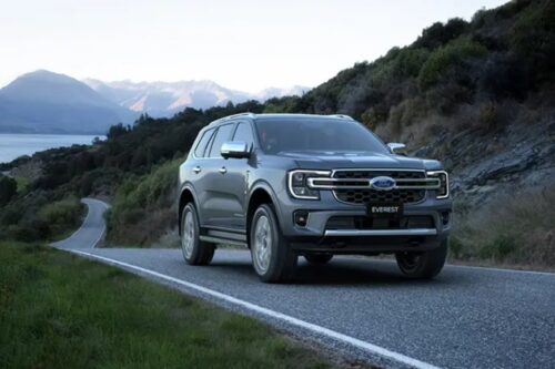 Ford Everest XLT Next-Gen: Varian Tengah yang Serbaguna