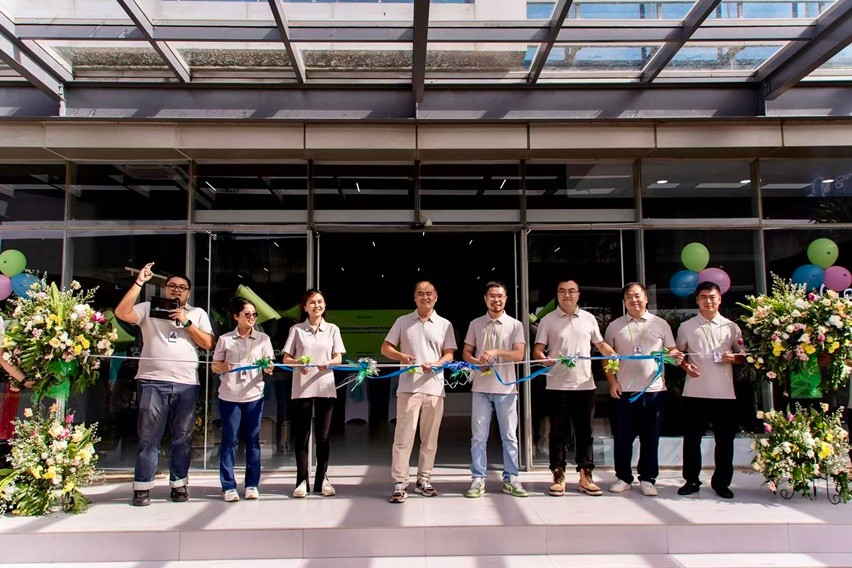 Peresmia Omoway Regional Headquarter