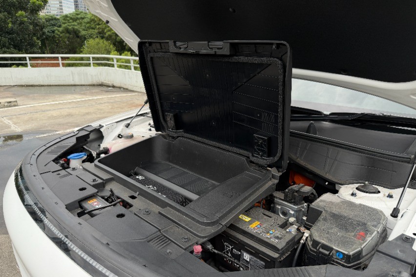 Bagasi depan yundai All-New Kona Electric Signature Long Range