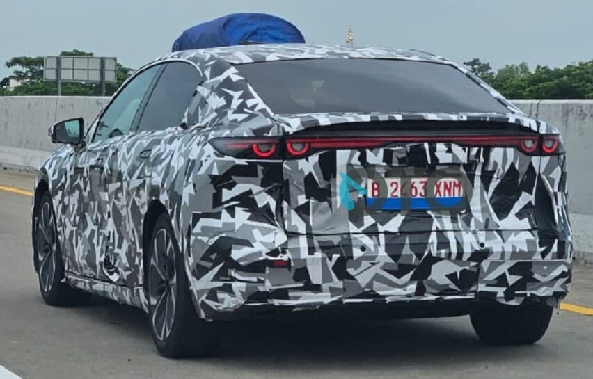 Tertangkap di Tol Trans Jawa: Sedan Listrik Mazda EZ-6 Siap Meluncur?