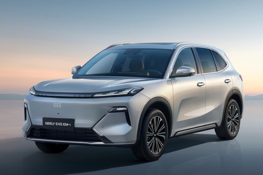 Geely EX-5 EM-i 4