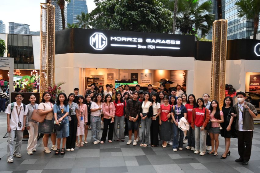 MG PH donates P1-M to Bayani Scholarship Program