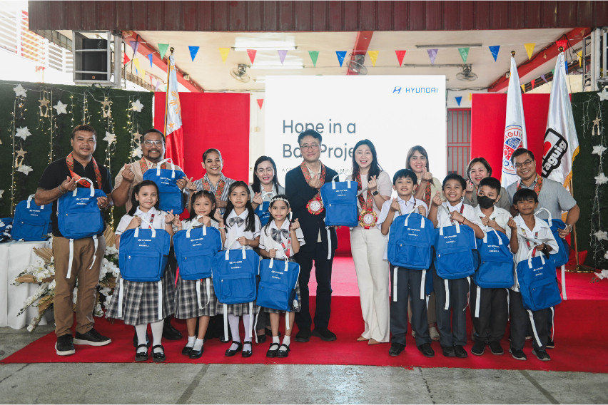 Hyundai Motor PH, Knowell donates school bags to local communities 