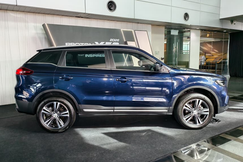 newly launched 2026 Proton X70 side profile view