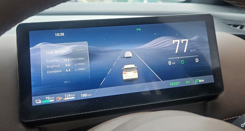 Review tes Wuling Darion PHEV