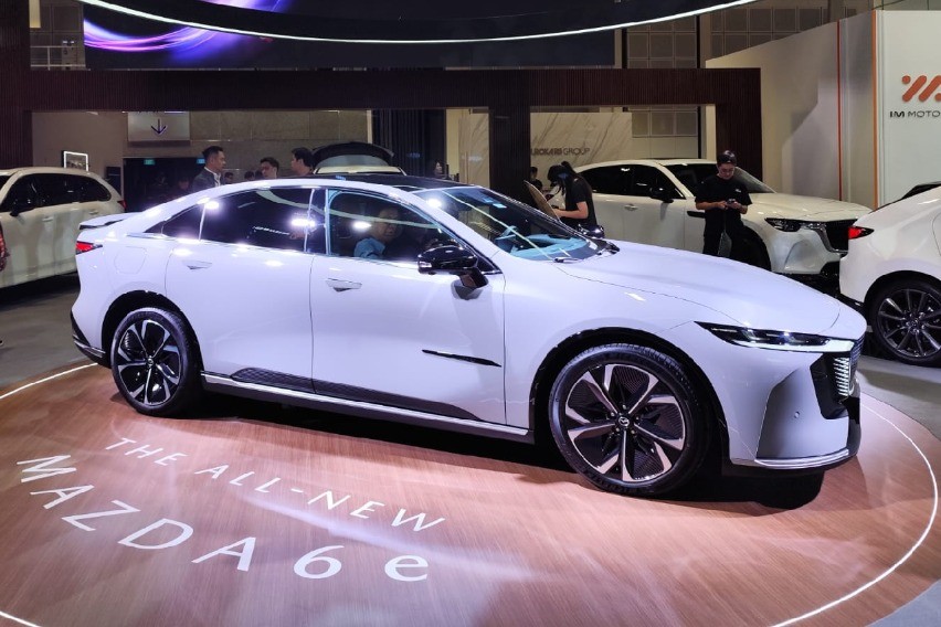Mazda 6e Fastback Hidupkan Kembali Legenda Sedan dalam Wujud Elektrik