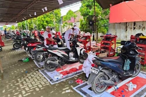 AHM Gelar Service Motor Gratis untuk Korban Bencana Sumatra