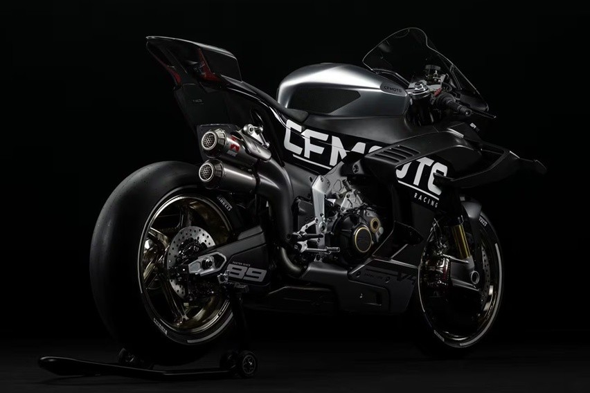 spesifikasi CFMoto V4 SR-RR