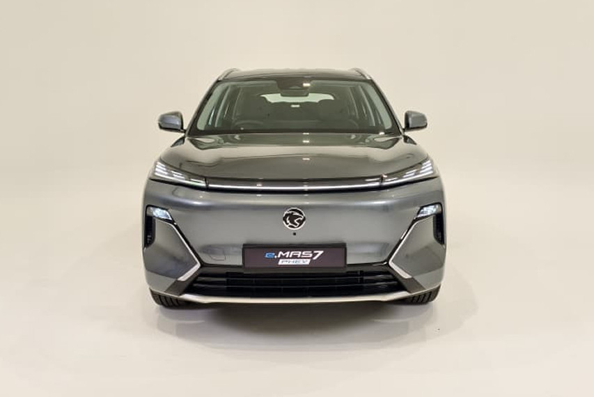 Proton e.mas7 PHEV front grille view