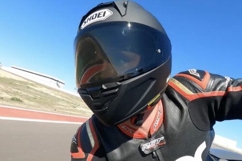 Shoei Luncurkan e:Drylens, Visor Helm Anti-Fog dan Penyesuaian Cahaya