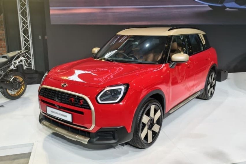 2026 MINI Countryman S Fiery Stallion Edition launched in Malaysia, limited to 18 units 
