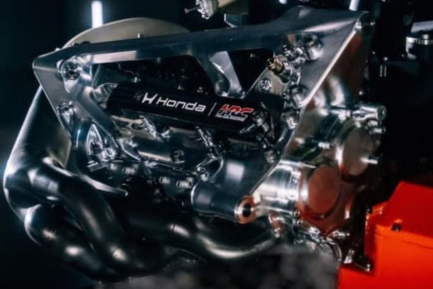 Aston Martin x Honda