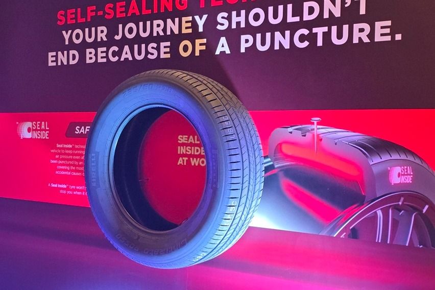 Pirelli Cinturato Rosso with Seal Inside