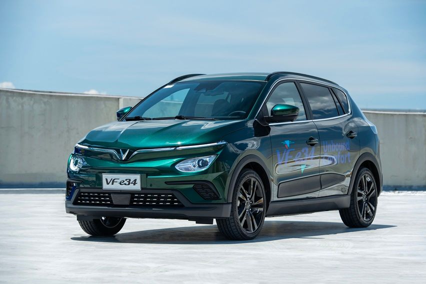 VinFast PH delivers 500 VF e34 units to Xentro Motors