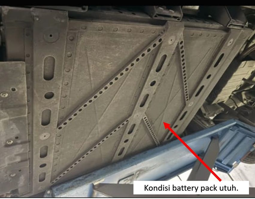 Battery pack masih utuh tidak terbakar