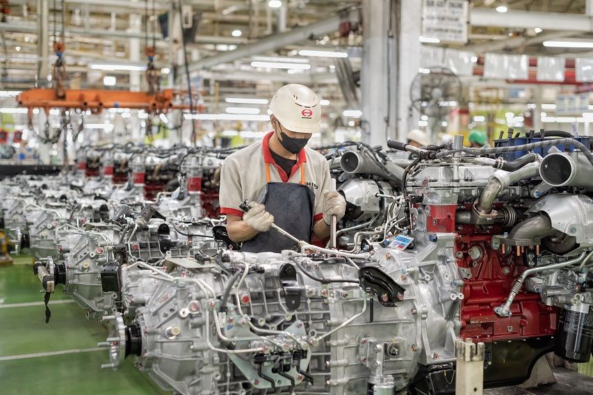 Pabrik Hino di Indonesia