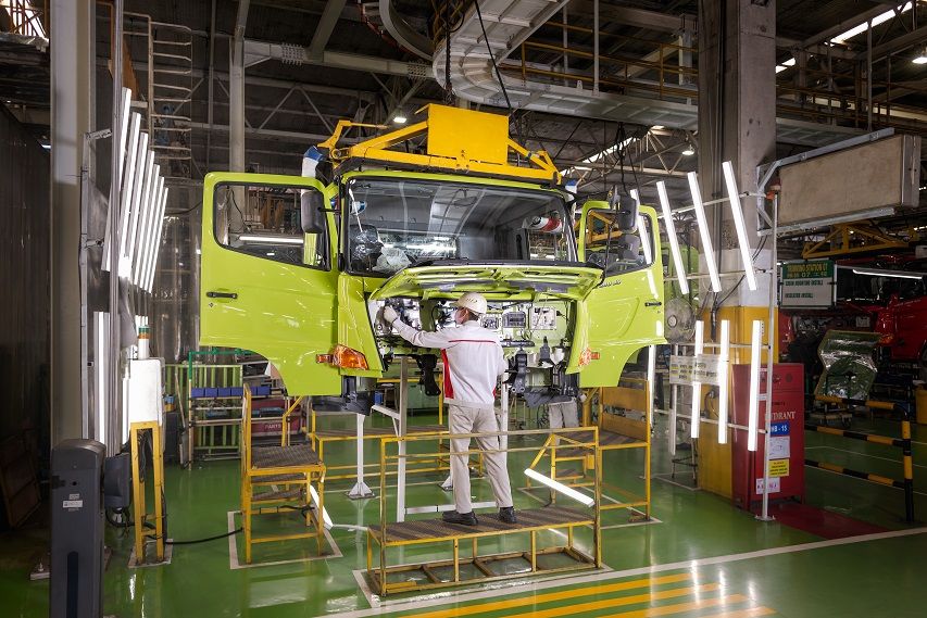 Pabrik Hino Indonesia