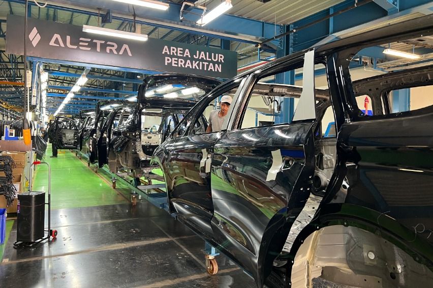 Perakitan Aletra L8s