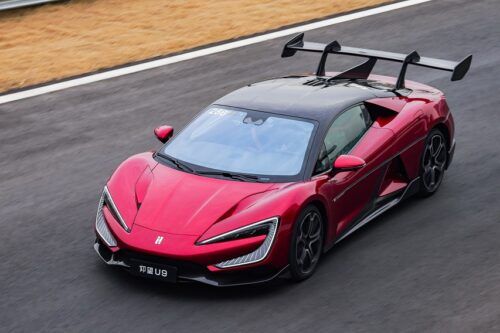 Bedah Teknologi BYD Yangwang U9: Hypercar Listrik Tercepat dengan e4 Platform