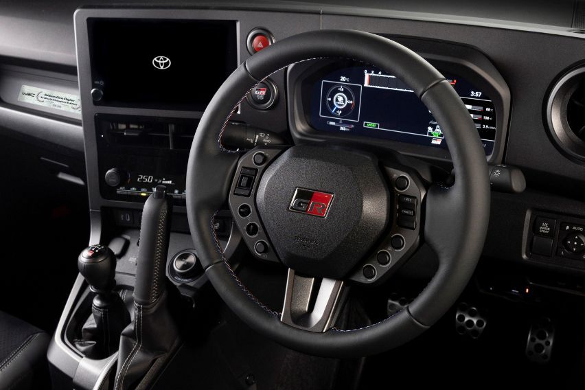 Toyota GR Yaris Ogier 4