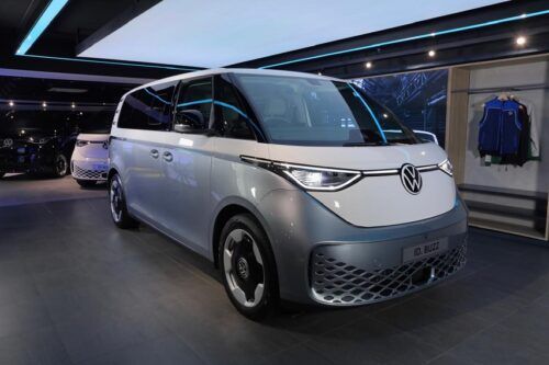 VW ID.Buzz Bozz White Signature Edition, Lebih Premium!