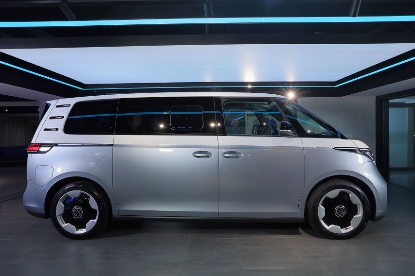 VW ID. Buzz BOZZ White Signature Edition