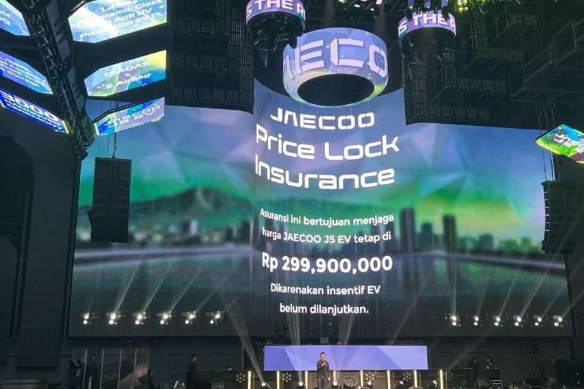 Jaecoo J5 EV handover