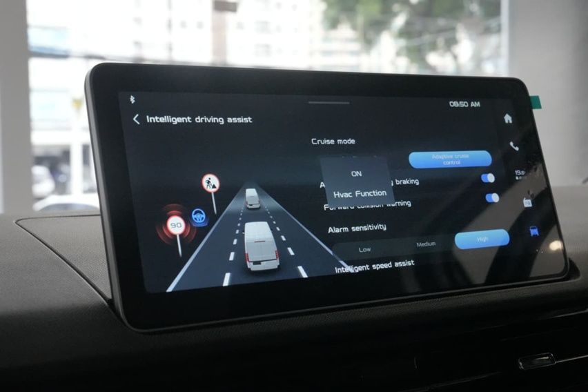 Spesifikasi Farizon SV