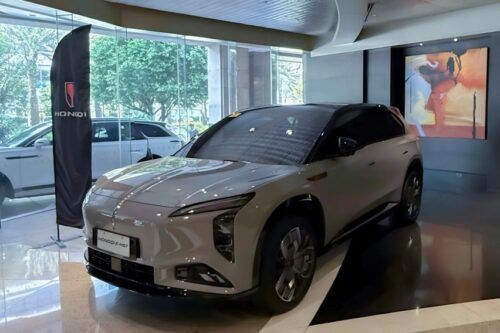 Hongqi PH teams up with The Bellevue Manila to ensure guests’ ‘luxury mobility’