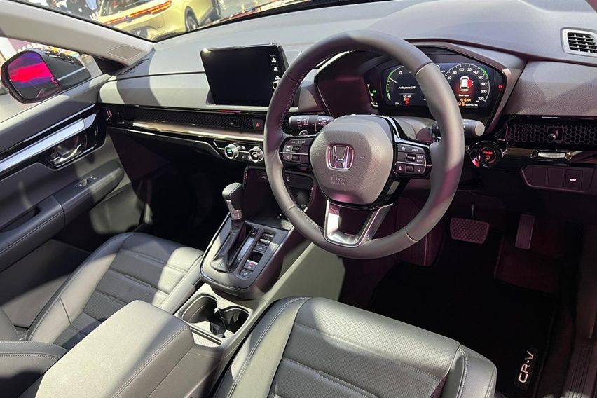 Interior CR-V e:HEV