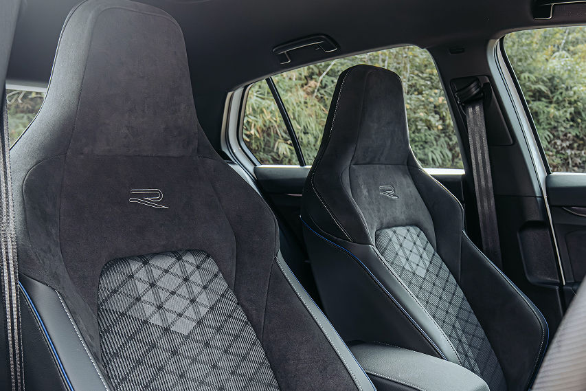 Volkswagen Golf R Line seats malaysia