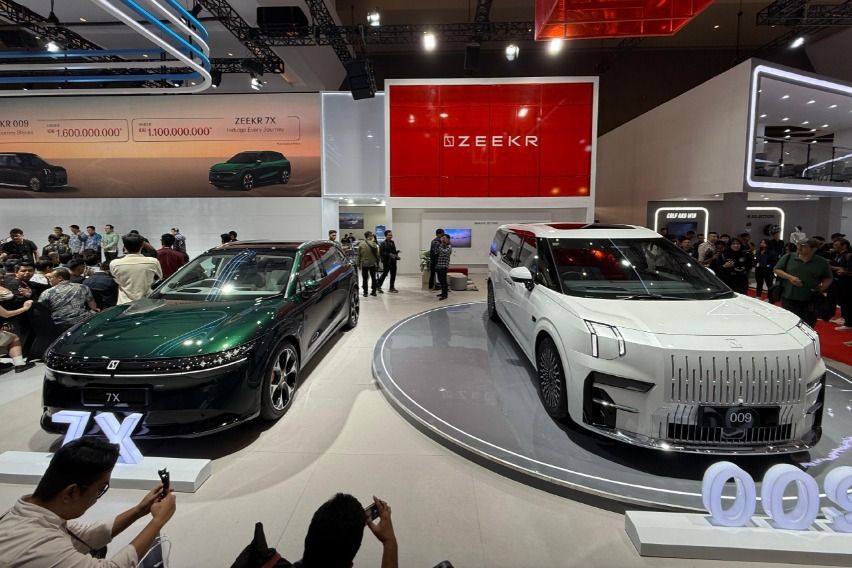 Geely Group Resmi Jual Zeekr 7X dan 009, Ini Spesifikasi serta Fiturnya