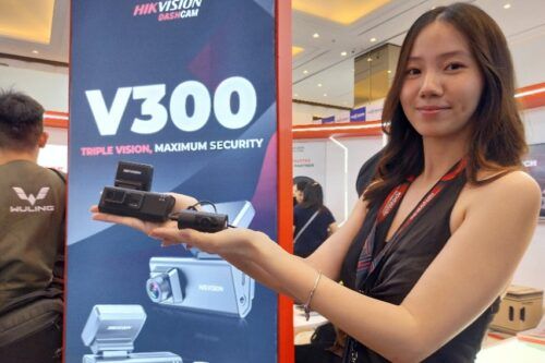 Hikvision Rilis Dashcam V300 dengan Keamanan Total 3 Kamera