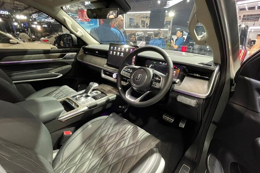 interior GWM Tank 500 Diesel