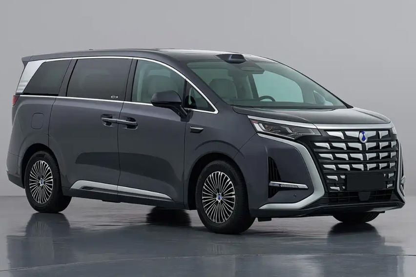 New Denza D9 facelift leaked in China ahead of debut 