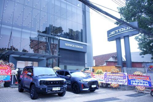 Perkuat Jaringan di Jawa Barat, Jetour Resmikan Showroom Terpadu di Bandung
