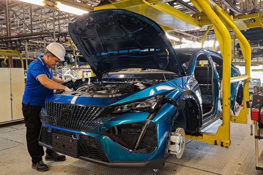 Stellantis begins exporting Malaysia-built Peugeot 408 to Taiwan