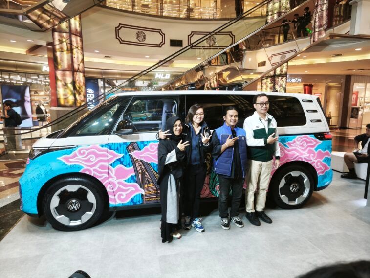 ID. Buzz x EKRAF Umumkan Pemenang, Karya Anak Bangsa Mejeng di Mobil Listrik VW