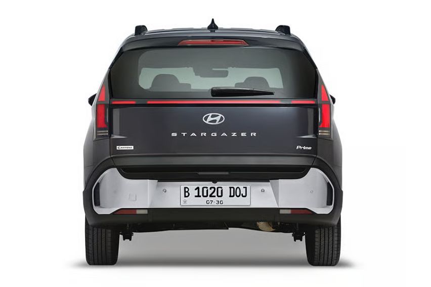 Hyundai Stargazer rear