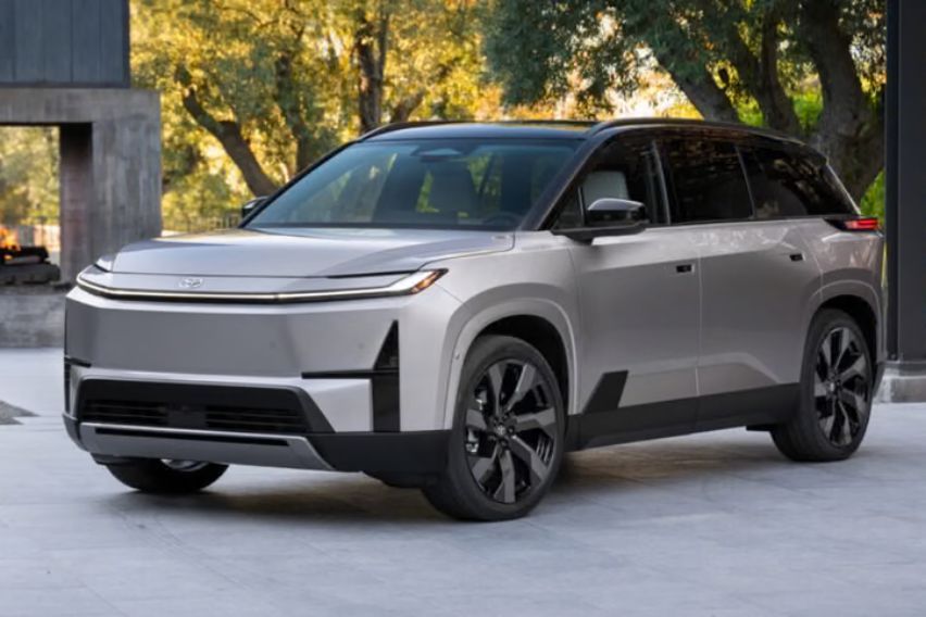 Toyota Highlander EV