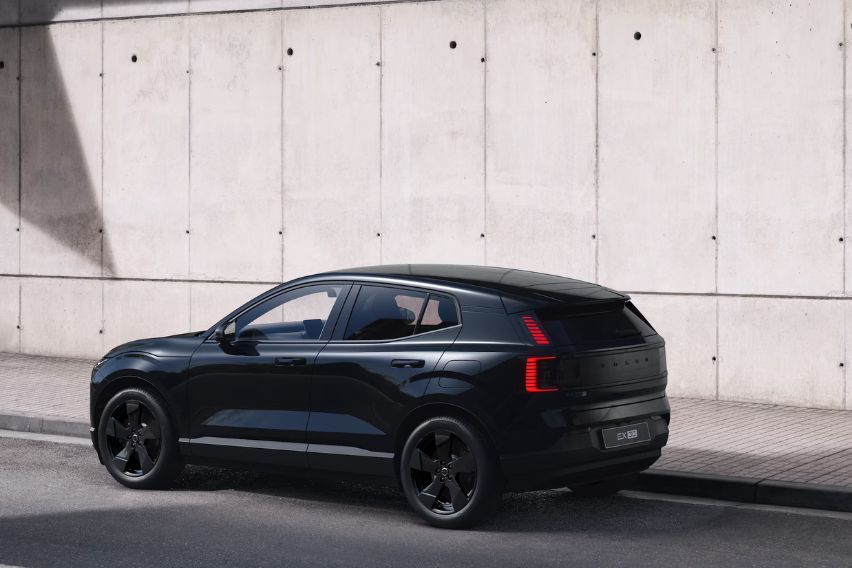 2026 Volvo EX30 Black Edition Debuts In The UK 2026 Volvo EX30 Black Edition Debuts In The UK