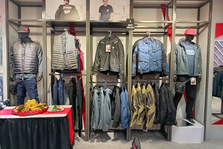 Tracker Bintaro Store