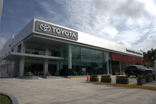 Toyota PH opens 1st standalone service center in CALABARZON