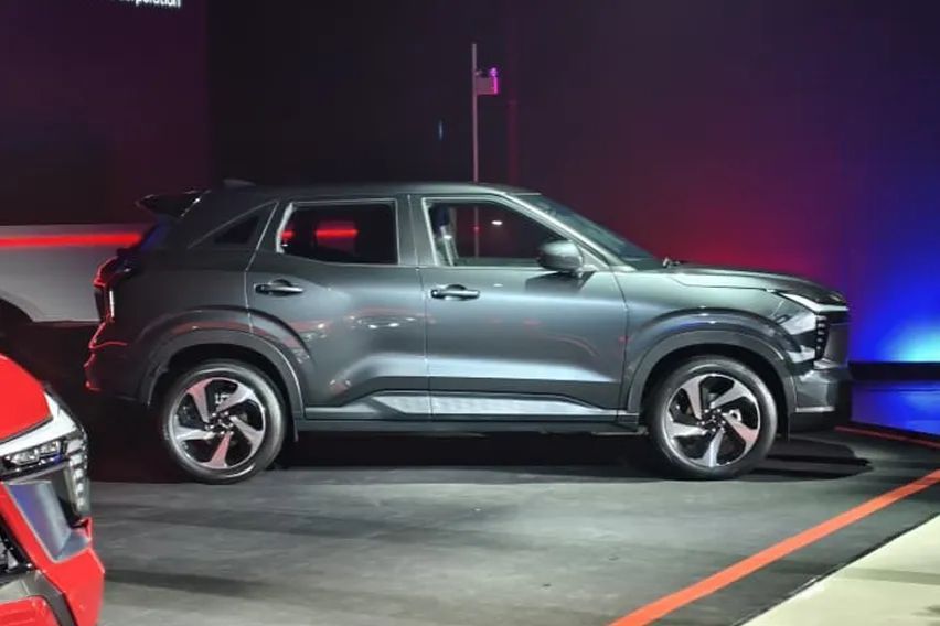 Mitsubishi Xforce side