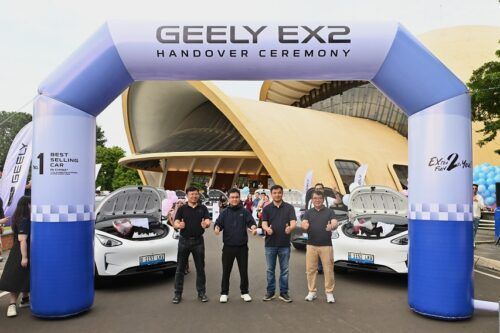 Geely EX2 Resmi Mengaspal: Penyerahan Perdana 5.000 Unit di Indonesia dan Thailand